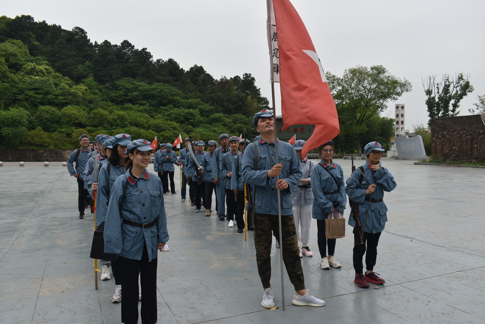 无锡春季团建水上乐园,畅享团队清凉.jpg 无锡春季团建水上乐园,畅享团队清凉.jpg