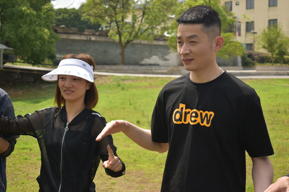 春季拓展团建,突破团队极限.jpg 春季拓展团建,突破团队极限.jpg