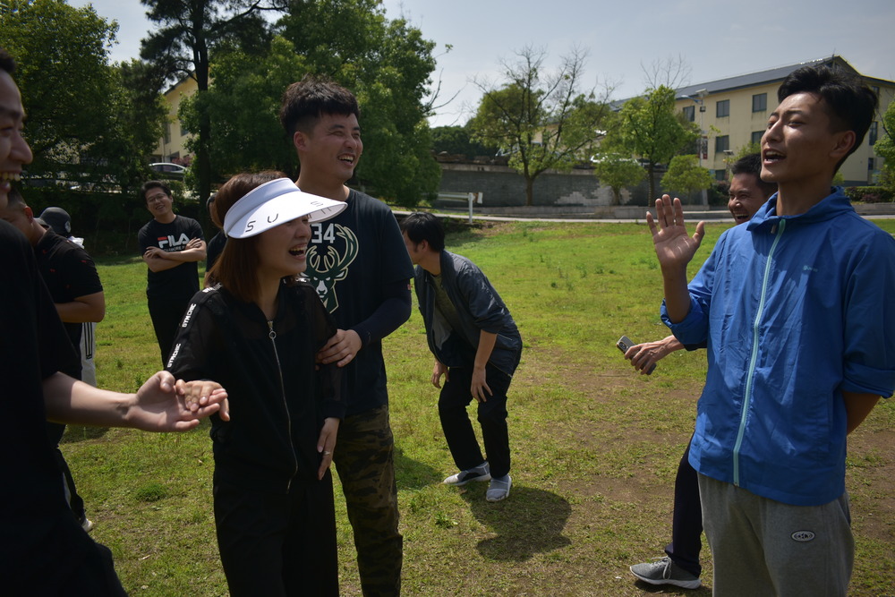 江苏启点拓展培训公司,培育团队卓越领导力.jpg 江苏启点拓展培训公司,培育团队卓越领导力.jpg