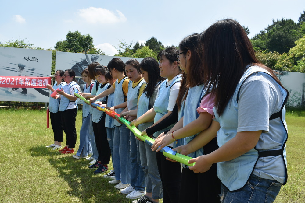 南京企业员工拓展培训,全面提升员工素养.jpg 南京企业员工拓展培训,全面提升员工素养.jpg