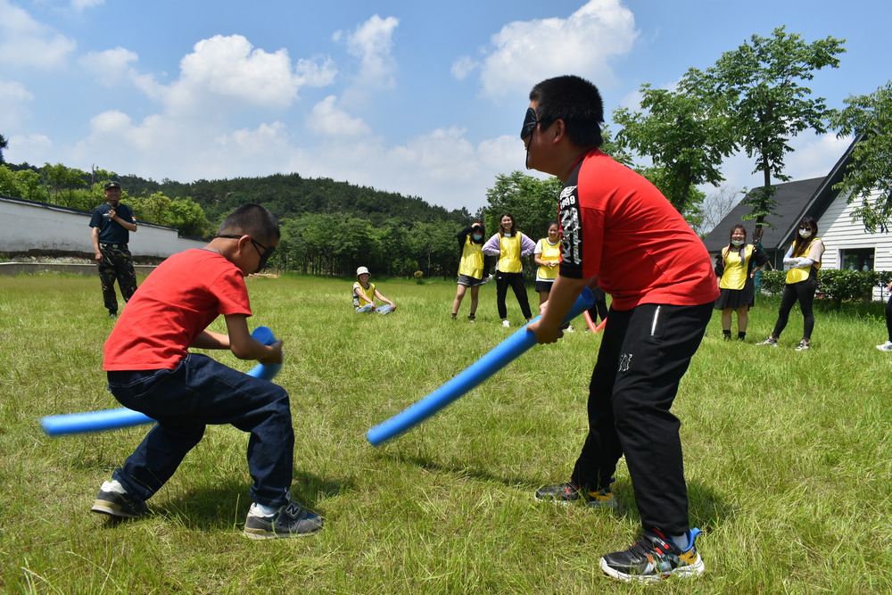 南京企业员工拓展培训,趣味互动激活团队.jpg 南京企业员工拓展培训,趣味互动激活团队.jpg
