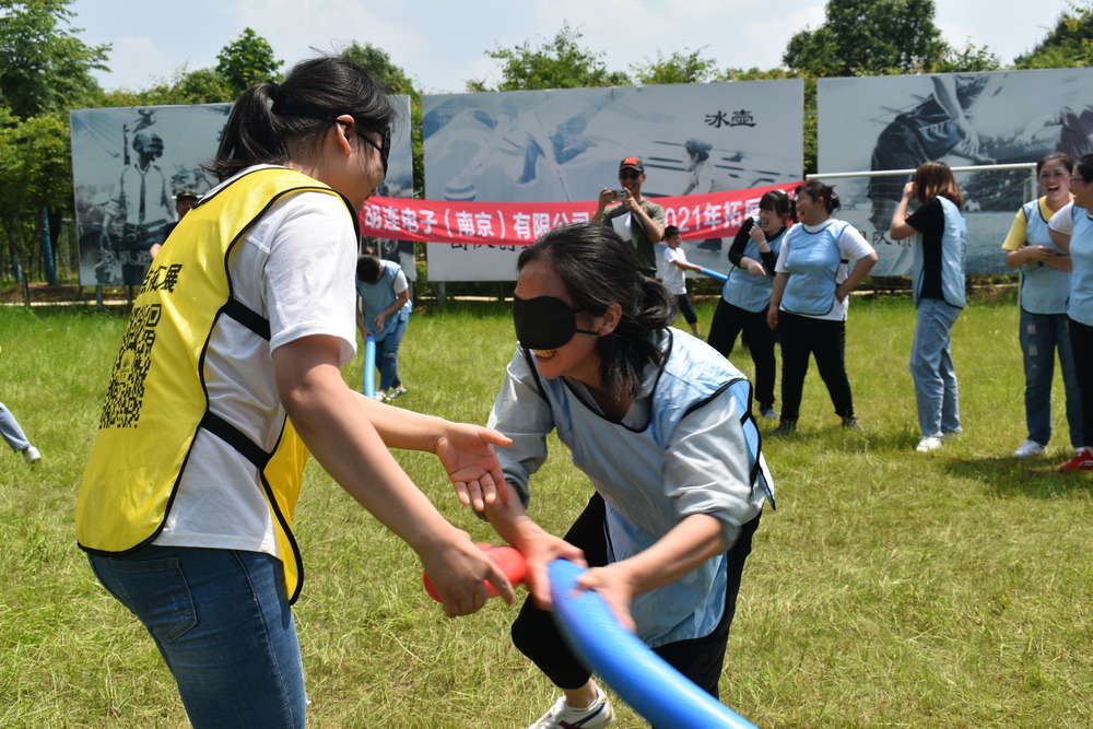 医院新员工拓展活动,挖掘个人潜能.jpg 医院新员工拓展活动,挖掘个人潜能.jpg