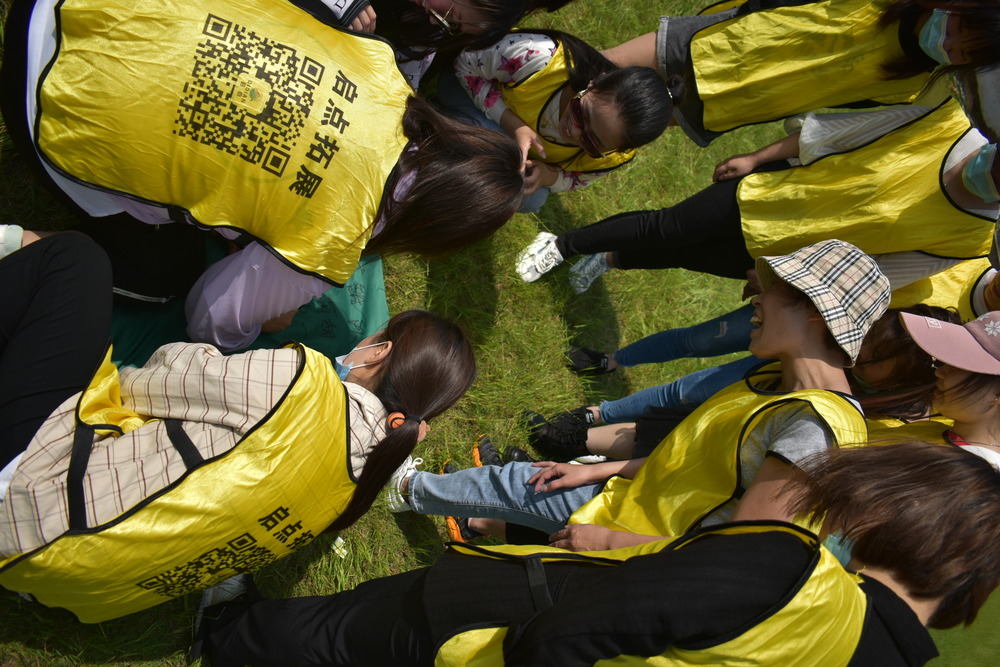 南京企业员工团队拓展,强化沟通桥梁.jpg 南京企业员工团队拓展,强化沟通桥梁.jpg