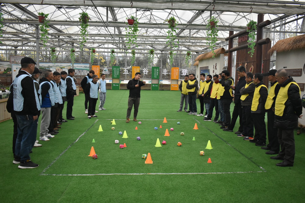 军事拓展:塑造员工坚毅品格与协作精神.jpg 军事拓展:塑造员工坚毅品格与协作精神.jpg