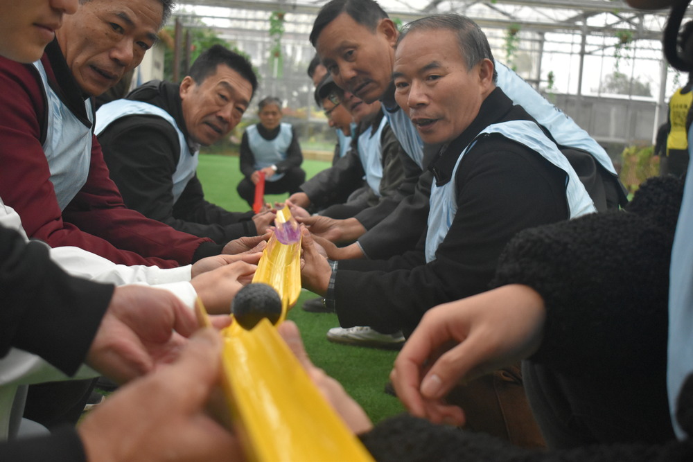 员工亲子团建:玩中学知识,共育未来之星.jpg 员工亲子团建:玩中学知识,共育未来之星.jpg