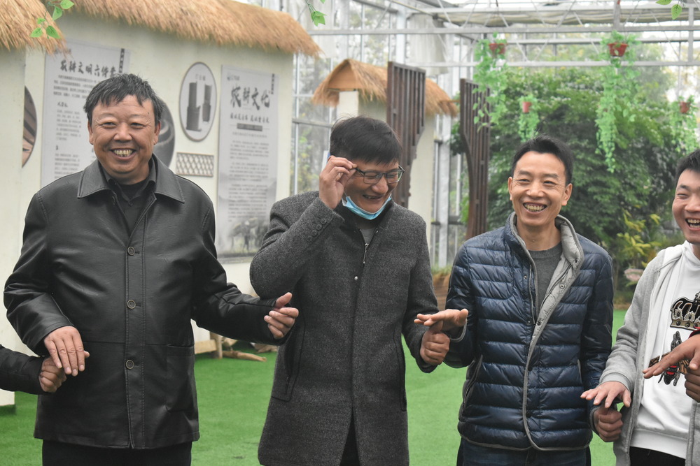 开启学生国防教育之旅,培育时代爱国少年.jpg 开启学生国防教育之旅,培育时代爱国少年.jpg