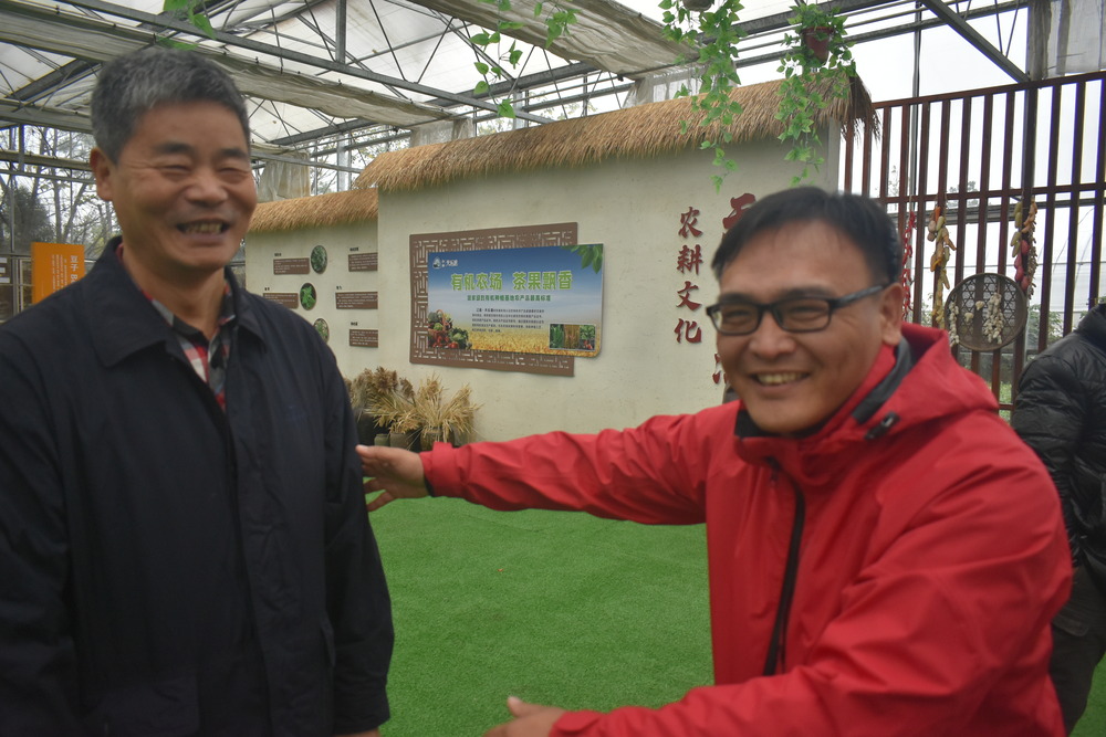 学生素质拓展训练:开启全面成长之门.jpg 学生素质拓展训练:开启全面成长之门.jpg