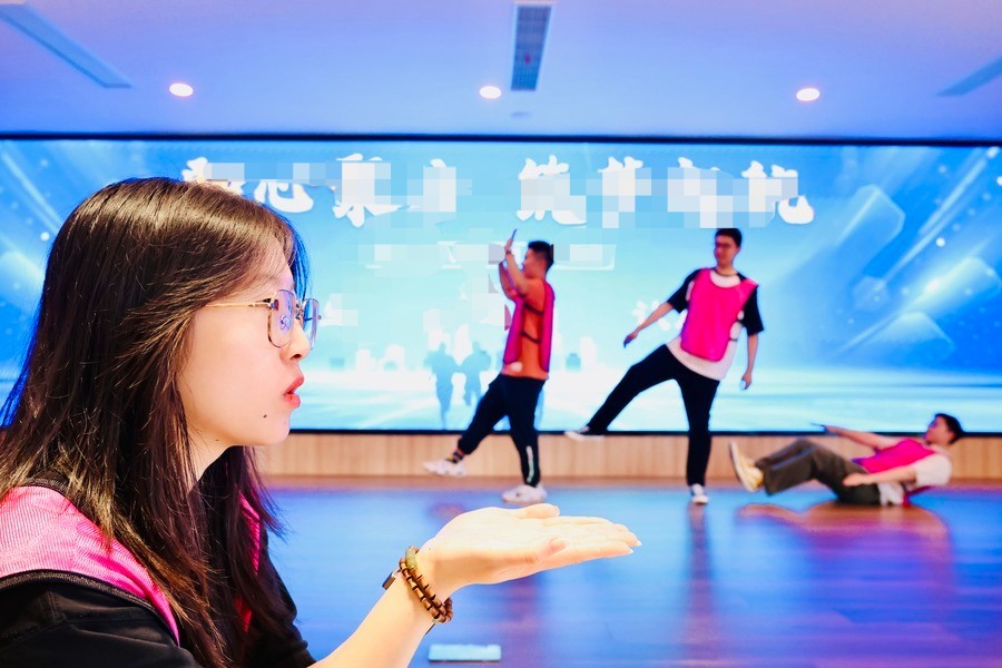 南京某(保密)单位新员工破冰团建活动案例 | 启点拓展团建活动策划70.jpg 南京某(保密)单位新员工破冰团建活动案例 | 启点拓展团建活动策划70.jpg